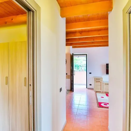 Jane E Jolie Haus Privates Schwimmbad Und Jacuzzi By Interhome