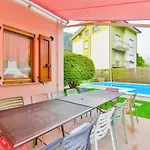 Jane E Jolie Haus Privates Schwimmbad Und Jacuzzi By Interhome