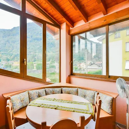 Prázdninový dům Jane E Jolie Haus Privates Schwimmbad Und Jacuzzi By Interhome