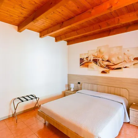 Jane E Jolie Haus Privates Schwimmbad Und Jacuzzi By Interhome * Valbrona