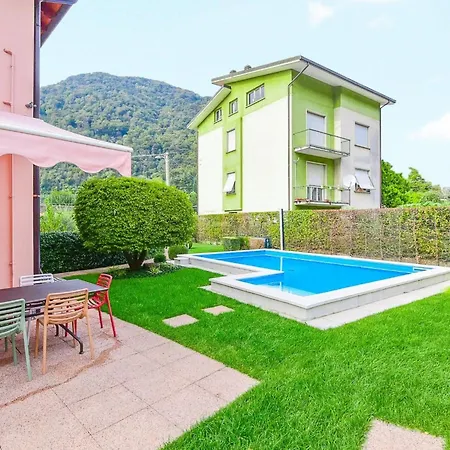 Prázdninový dům Jane E Jolie Haus Privates Schwimmbad Und Jacuzzi By Interhome *