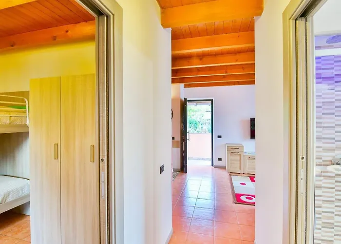 Jane E Jolie Haus Privates Schwimmbad Und Jacuzzi By Interhome