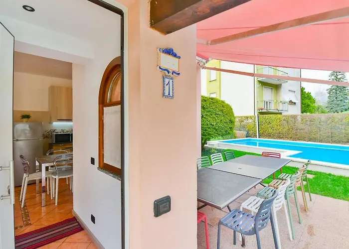 Jane E Jolie Haus Privates Schwimmbad Und Jacuzzi By Interhome بيت للعطل Valbrona