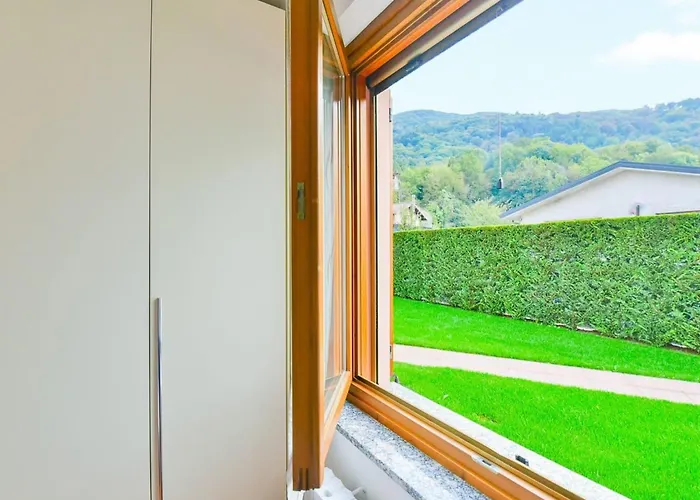 Jane E Jolie Haus Privates Schwimmbad Und Jacuzzi By Interhome بيت للعطل Valbrona