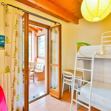 Jane E Jolie Haus Privates Schwimmbad Und Jacuzzi By Interhome * 발브로나